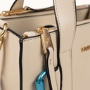 Bolso Crossbody Tote Crema con Charms y Bandolera Logotipada CHARMS CROSSBODY TOTE CREAM (4)
