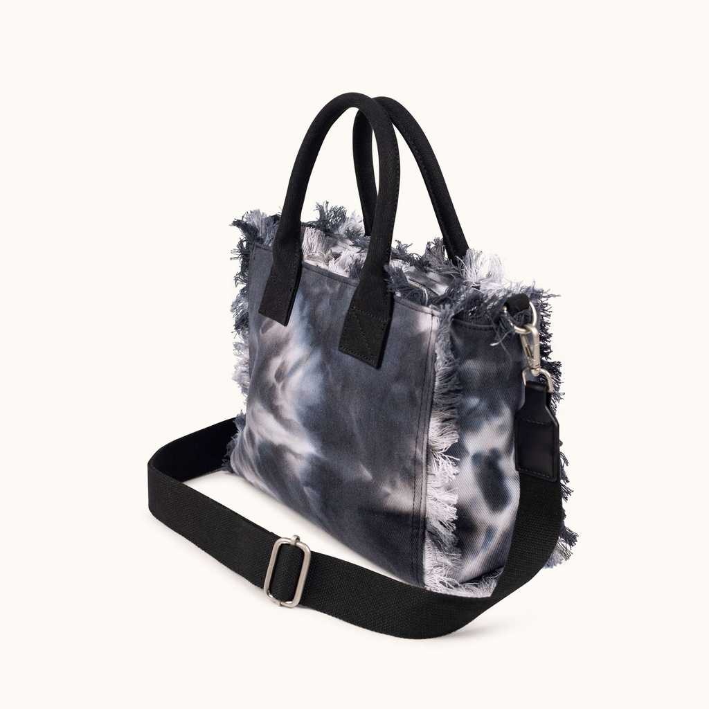 Bolso Crossbody de Algodón Efecto Lavado con Flecos SCUBA BLACK AND WHITE CROSSBODY (3)