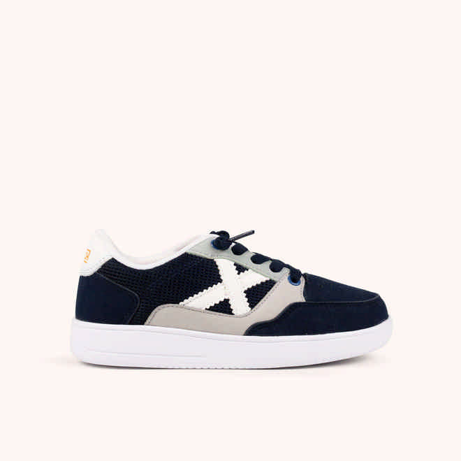 MUNICH LEGIT KID 27 Zapatilla Infantil Urbana en Azul Marino y Gris con Rejilla Transpirable (1)