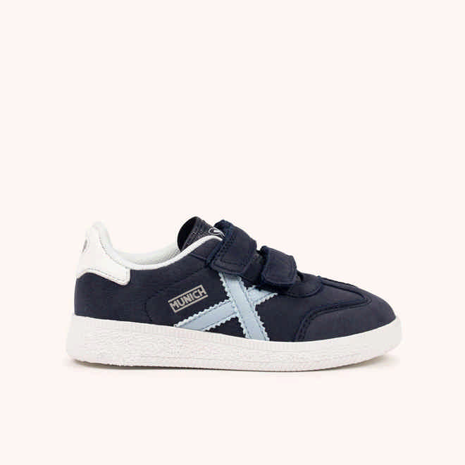 MUNICH MINI BARRU VCO 20 Zapatillas Infantiles Azul Marino con Velcro y Detalles en Azul Cielo (1)