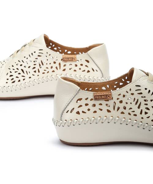P. VALLARTA - Zapato con cierre elástico y cuña para muje (2)
