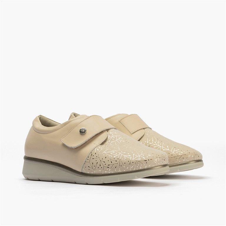 Zapato anchos especial con velcro en lycra y piel napa Crema (3)