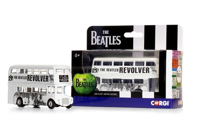 The Beatles London Bus - Revolver (2)