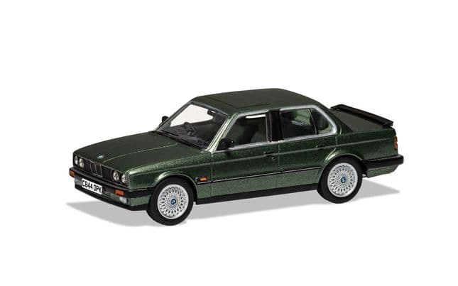 BMW (E30) 323i. Platanen Green (1)