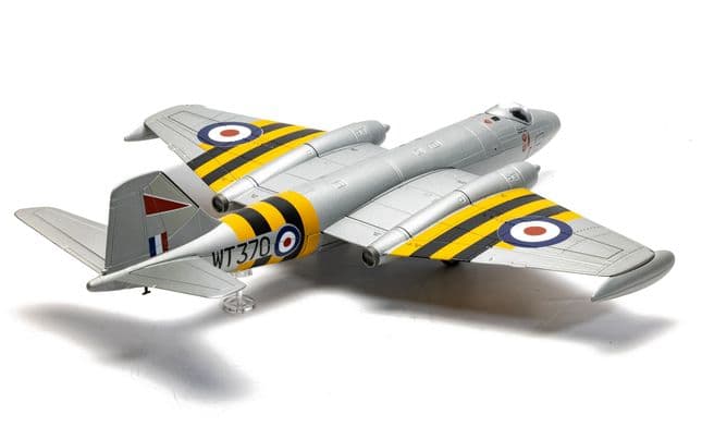English Electric Canberra B.6 WT370 -Wg. Cdr. Paul Mallorie (7)