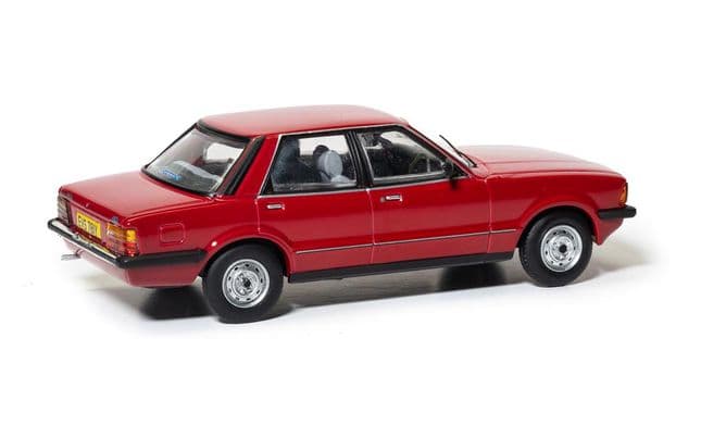 Ford Cortina Mk5 1.6L - Cardinal Red (3)