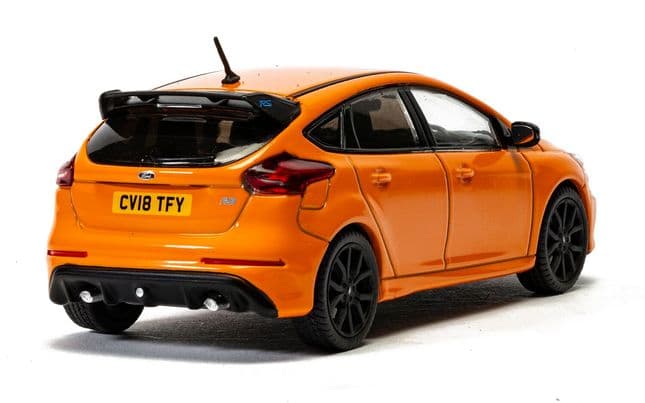 Ford Focus Mk3 RS Heritage Edition, Deep Orange (3)