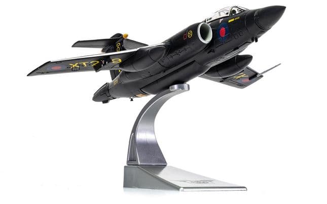 Hawker Siddeley Buccaneer S.2B - RAF No.16 Sqn ‚ÄòBlack‚Äô ‚Äì Unofficial Livery (5)