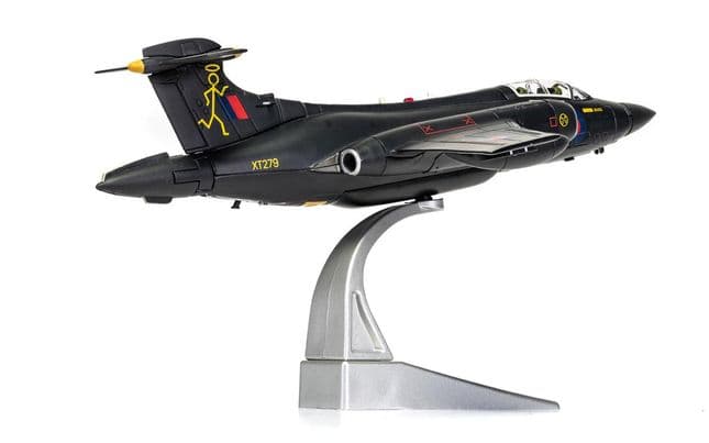 Hawker Siddeley Buccaneer S.2B - RAF No.16 Sqn ‚ÄòBlack‚Äô ‚Äì Unofficial Livery (6)