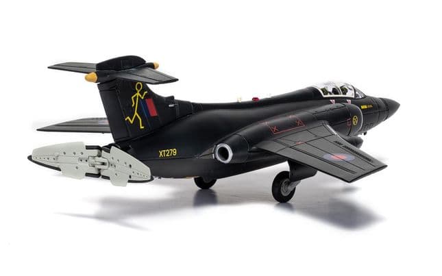 Hawker Siddeley Buccaneer S.2B - RAF No.16 Sqn ‚ÄòBlack‚Äô ‚Äì Unofficial Livery (8)