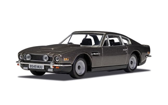 Aston Martin V8 - James Bond 'No Time To Die' (2)