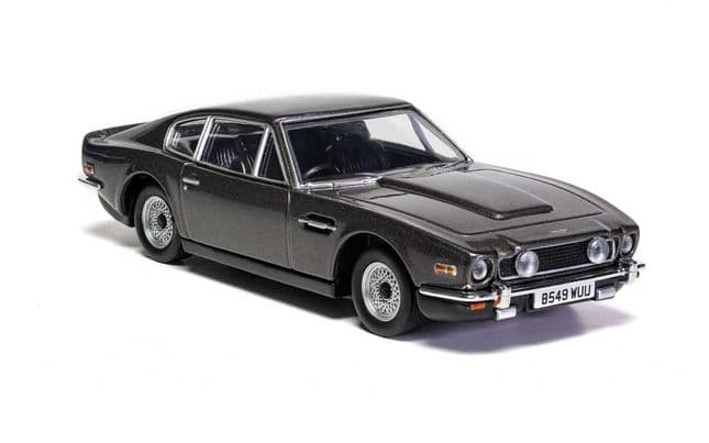 Aston Martin V8 - James Bond 'No Time To Die' (8)