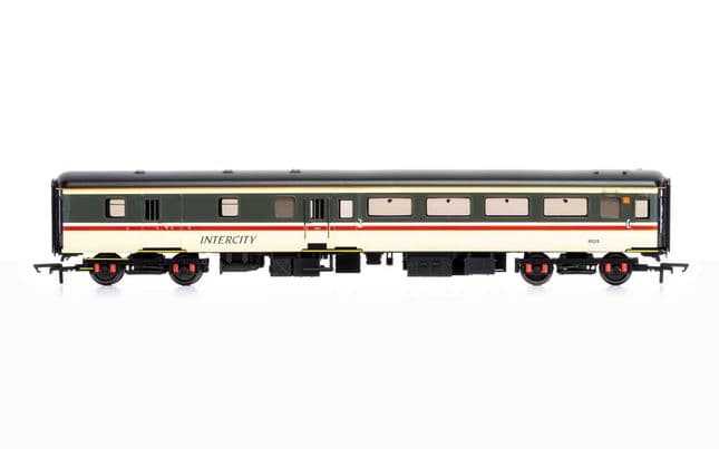 BR InterCity, Mk2F Brake Second Open, 9525 - Era 8 (1)