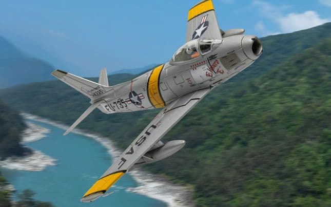 North American F-86E Sabre - Eleanor ‚CHRISTINE / William T. 'Bill' Whisner Jr (6)