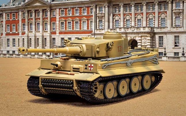 Panzerkampfwagen VI Tiger Ausf E - Tiger 131- 'Horse Guards Parade' (1)
