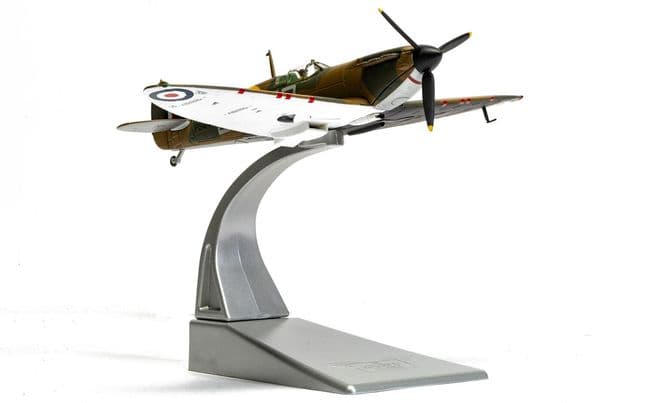 Supermarine Spitfire MkI - RAF No.222 Sqn - Flt Lt Douglas Bader (Battle of Britain 85) (5)