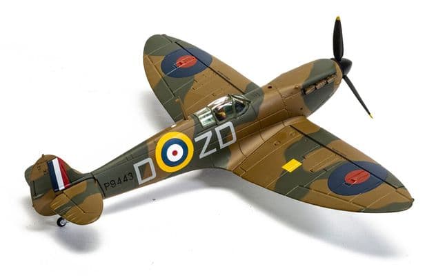 Supermarine Spitfire MkI - RAF No.222 Sqn - Flt Lt Douglas Bader (Battle of Britain 85) (7)