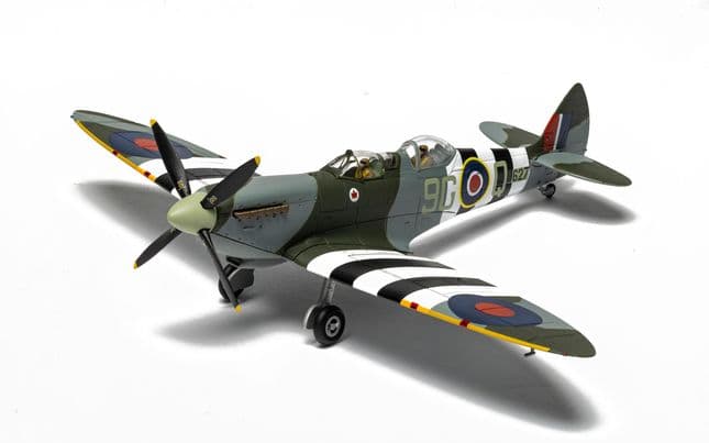 Supermarine Spitfire T9 - MJ627 - Biggin Hill Heritage Hangar (4)