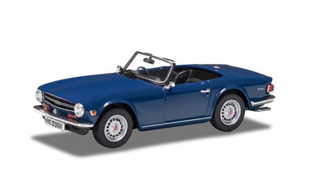 Triumph TR6, French Blue (1)