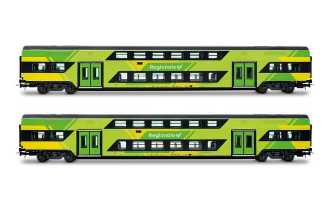 FS Trenitalia, set di 2 carrozze intermedie Vivalto a due piani, nuova livrea “Regionale” verde/gialla (1)