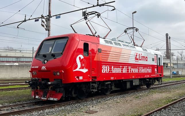 Trenitalia Tper, locomotiva elettrica E.464, livrea “80 anni Lima” (2)