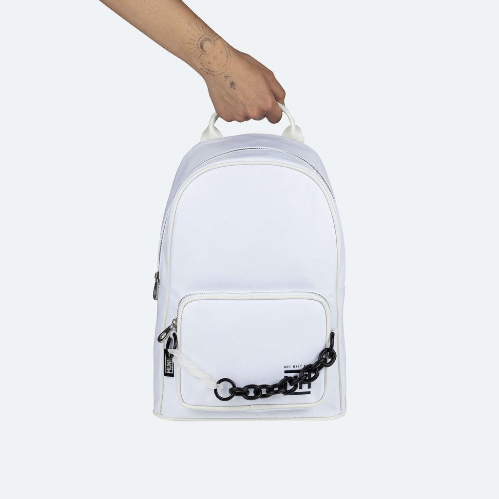 MH BACKPACK WHITE (6)