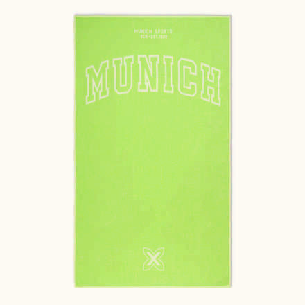 Mustard-colored cotton MUNICH towel. (6)