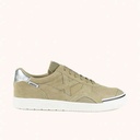 MUNICH GRESCA 331 Indoor football trainers in beige with silver details and white sole (2)