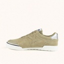MUNICH GRESCA 331 Indoor football trainers in beige with silver details and white sole (4)