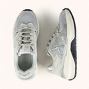 MUNICH LEGIT 120 Sneakers Retro tennis and skate classic design in White and Black (9)