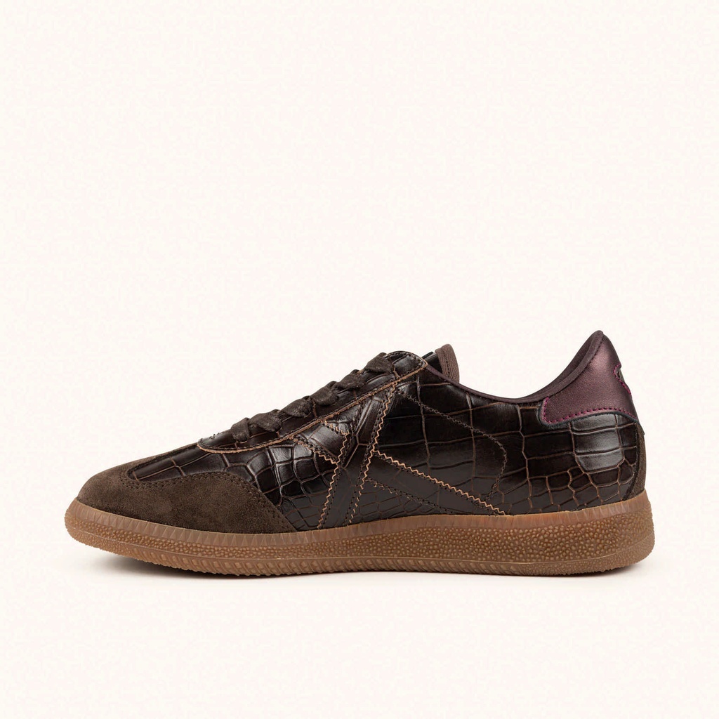 MUNICH BARRU 249 Sneakers of elegant design with crocodile effect Dark Brown and Bronze (4)