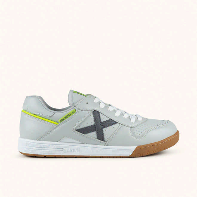 MUNICH CONTINENTAL V2 75 Futsal shoe Grey with Fluor Yellow, White Details and Caramel Gum Sole (1)