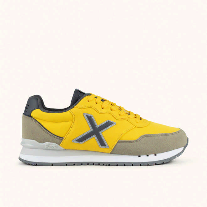 MUNICH DASH 2.0 293 Retro Running Sneakers with a timeless design Yellow, Light Grey and Dark Grey (1)