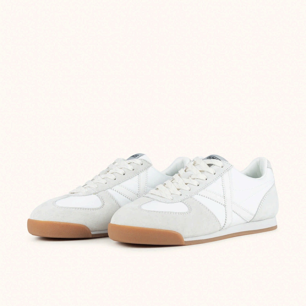 MUNICH STEREO WMN 12 Retro design sneakers White, Light Grey and Caramel (6)