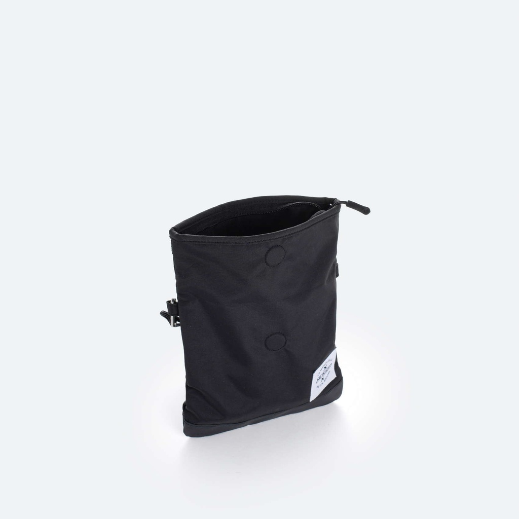 FORA CROSSBODY FOLD BLACK (5)
