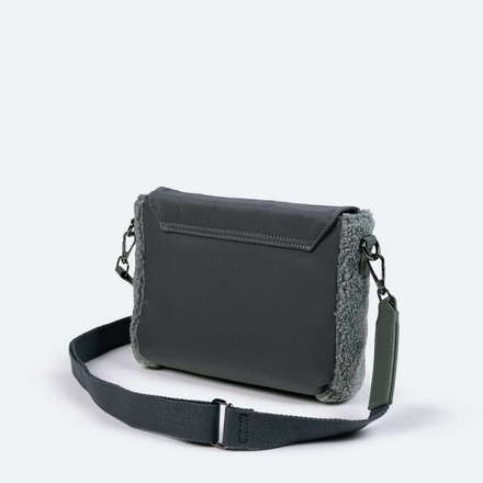 DEEP FW24 BACKPACK BLACK (10)