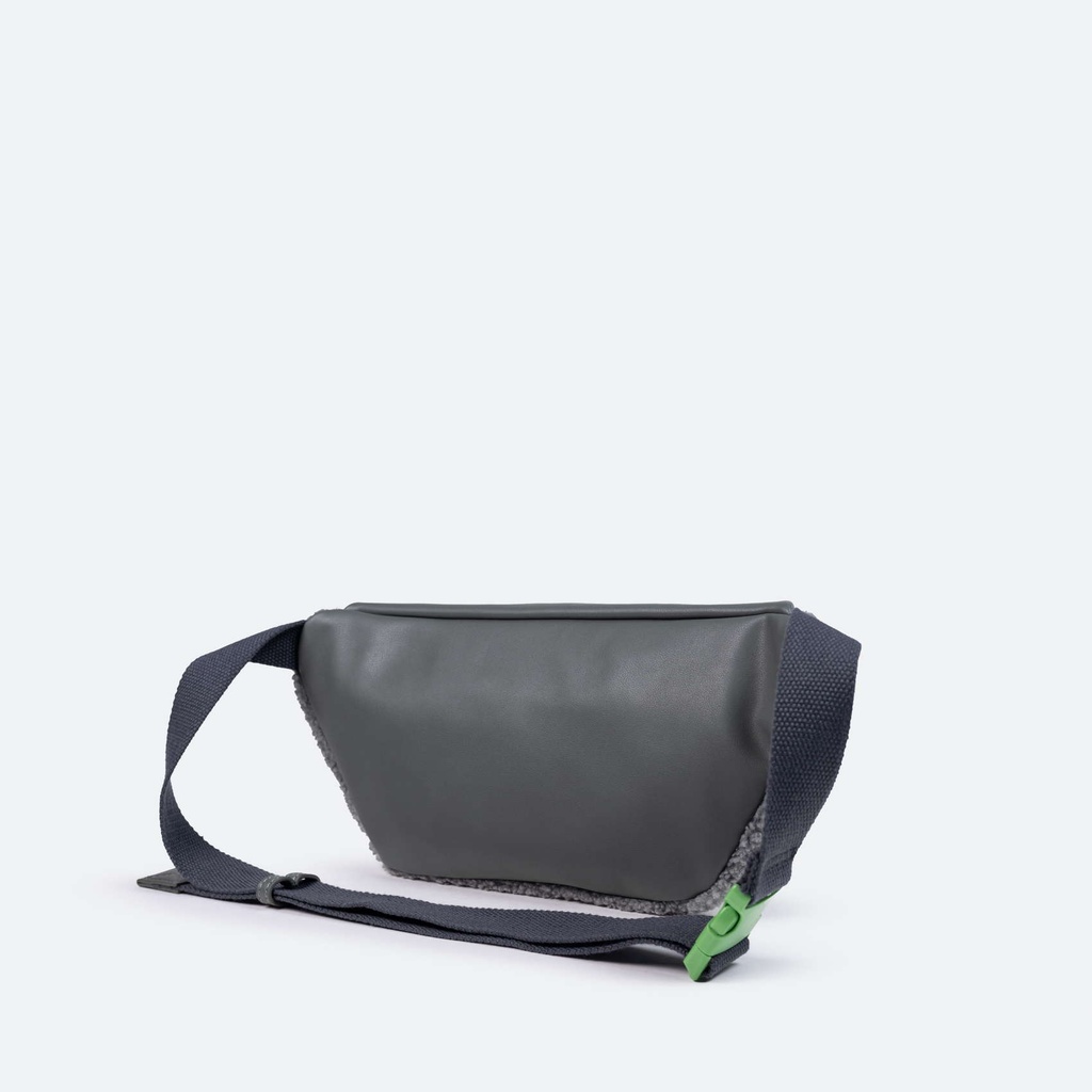 DEEP FW24 FANNYPACK AQUA (3)