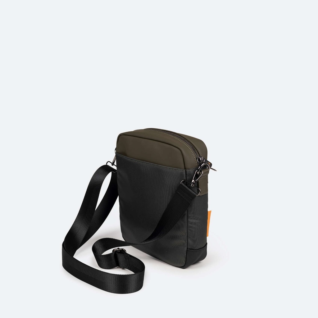 Bandolera Kaki de Alta Resistencia con Bolsillo Frontal JUNGLE CROSSBODY (4)