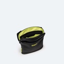 Bandolera Negra Super Ligera con DiseÃ±o Estilizado JUNGLE CROSSBODY SLIM (5)