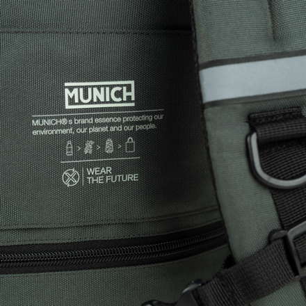 Mochila negra de poliÃ©ster reciclado MUNICH GATE X-39 UNDERSEAT BACKPACK (8)