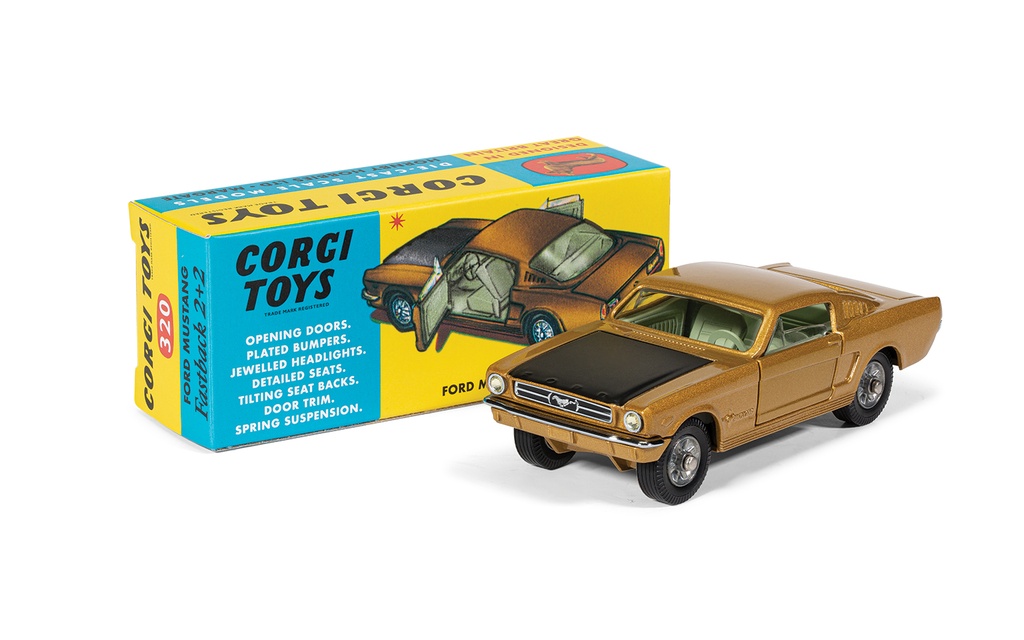 Ford Mustang Fastback 2+2 - Gold & Black