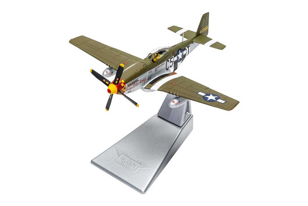 North American P-51D Mustang 44-13586/C5-T Hurry Home Honey , Capt. Richard A Pete Peterson, 364th Fighter Squadron, 357th Fighter Group, Leiston, Suffolk July 1944