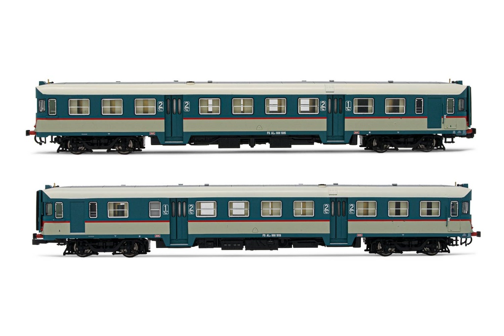 FS, set di 2 automotrici diesel ALn 668 serie 1900, livrea di origine azzurro/beige, vetri piani, ep. V