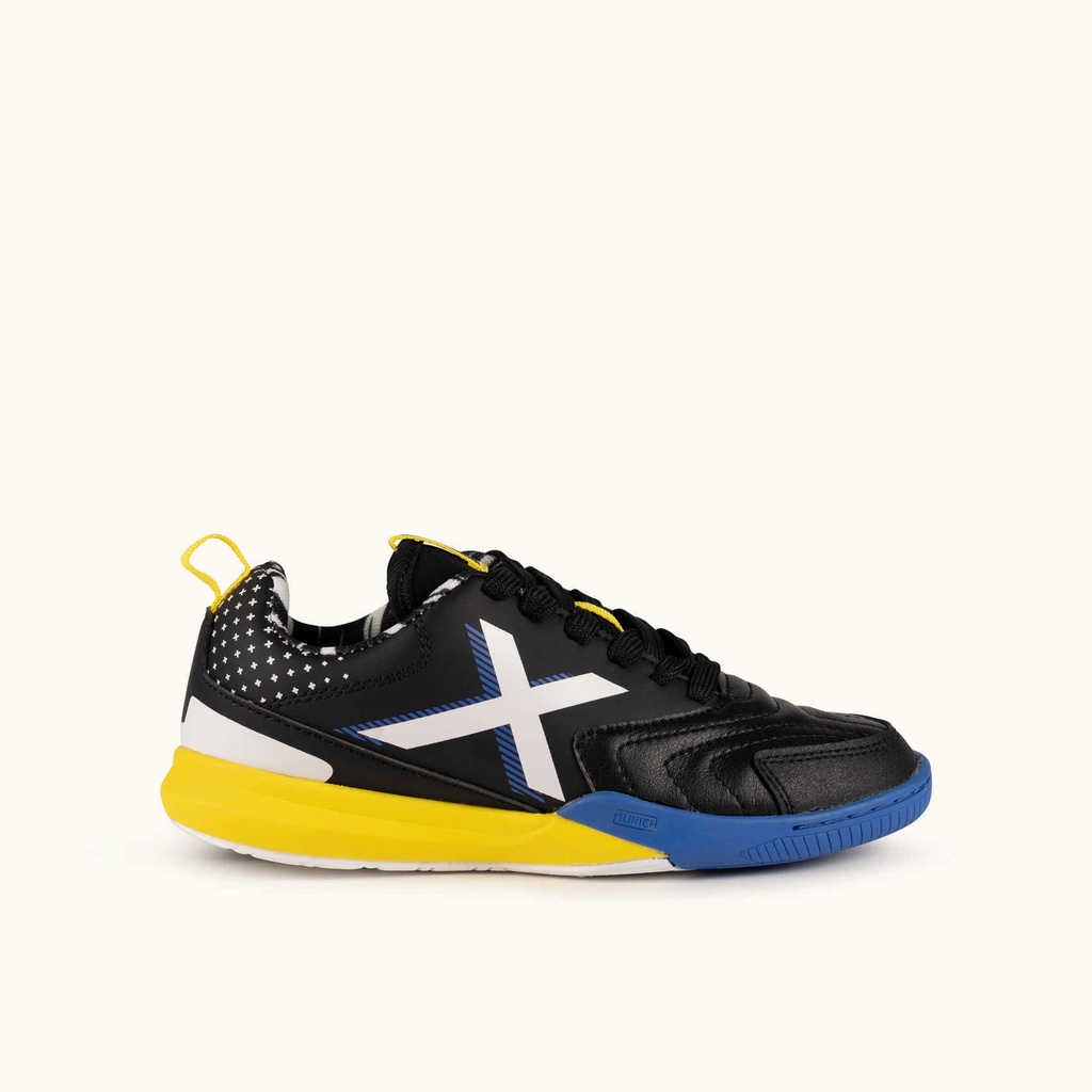 MUNICH RONDITO KID 24 Kids' Indoor Football shoes in black, yellow, and blue with Velcro fastening.
